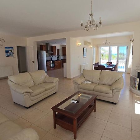 Villa Dafni Paralimni Exterior foto