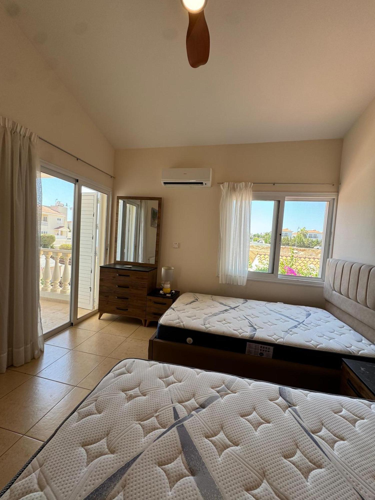 Villa Dafni Paralimni Exterior foto